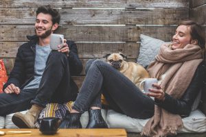 5 prozaicznych trików na uporządkowanie przestrzeni w szafie